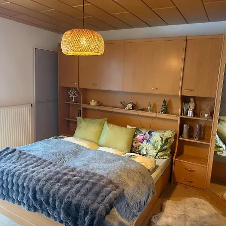 Zauberhafte In Idyllischer Lage *