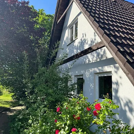 Zauberhafte In Idyllischer Lage Apartment